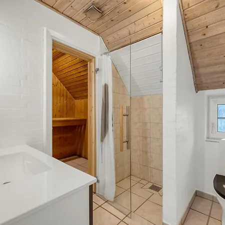 Renovated Thatched Pool House By The North Sea For 16 People, * Ulfborg