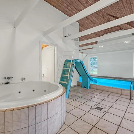 Holiday home Renovated Thatched Pool House By The North Sea For 16 People, *