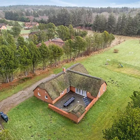Renovated Thatched Pool House By The North Sea For 16 People, *