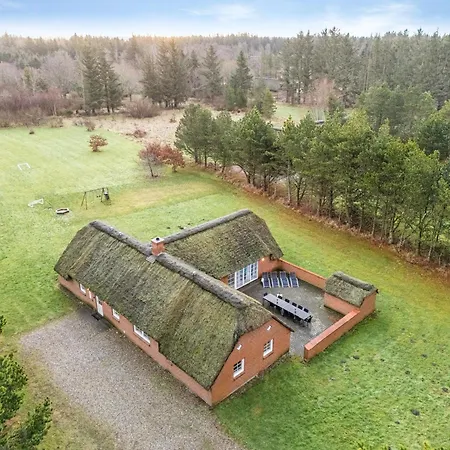 Holiday home Renovated Thatched Pool House By The North Sea For 16 People, Ulfborg